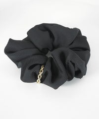 クロスビジューチャーム付きシュシュ