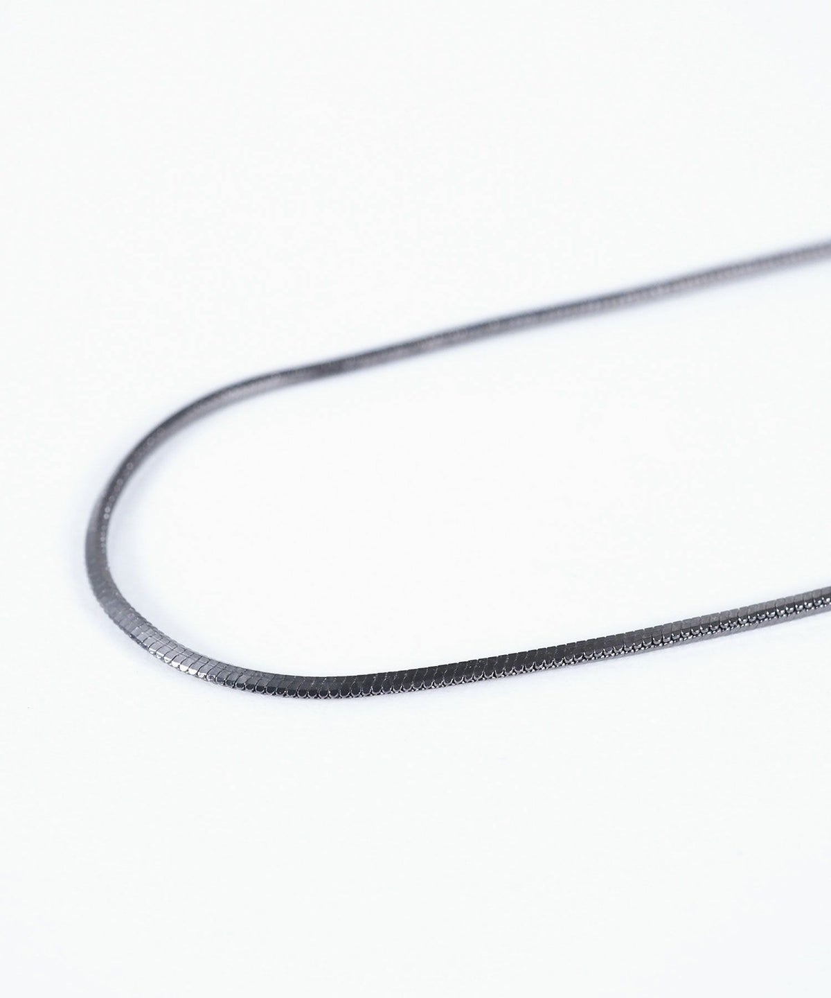 スネークスリムネックレス