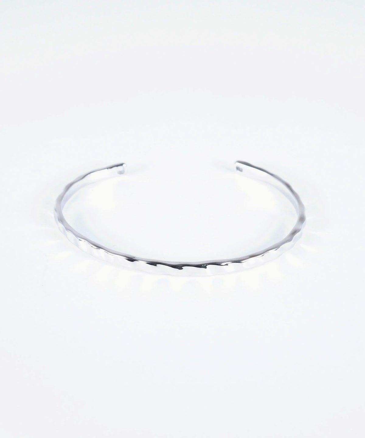 ハンマードバングル