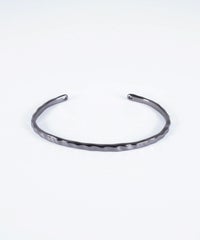 ハンマードバングル