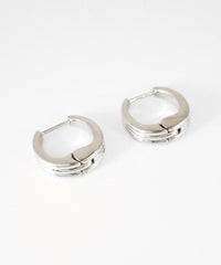 トリプルラインスプリングフープピアス