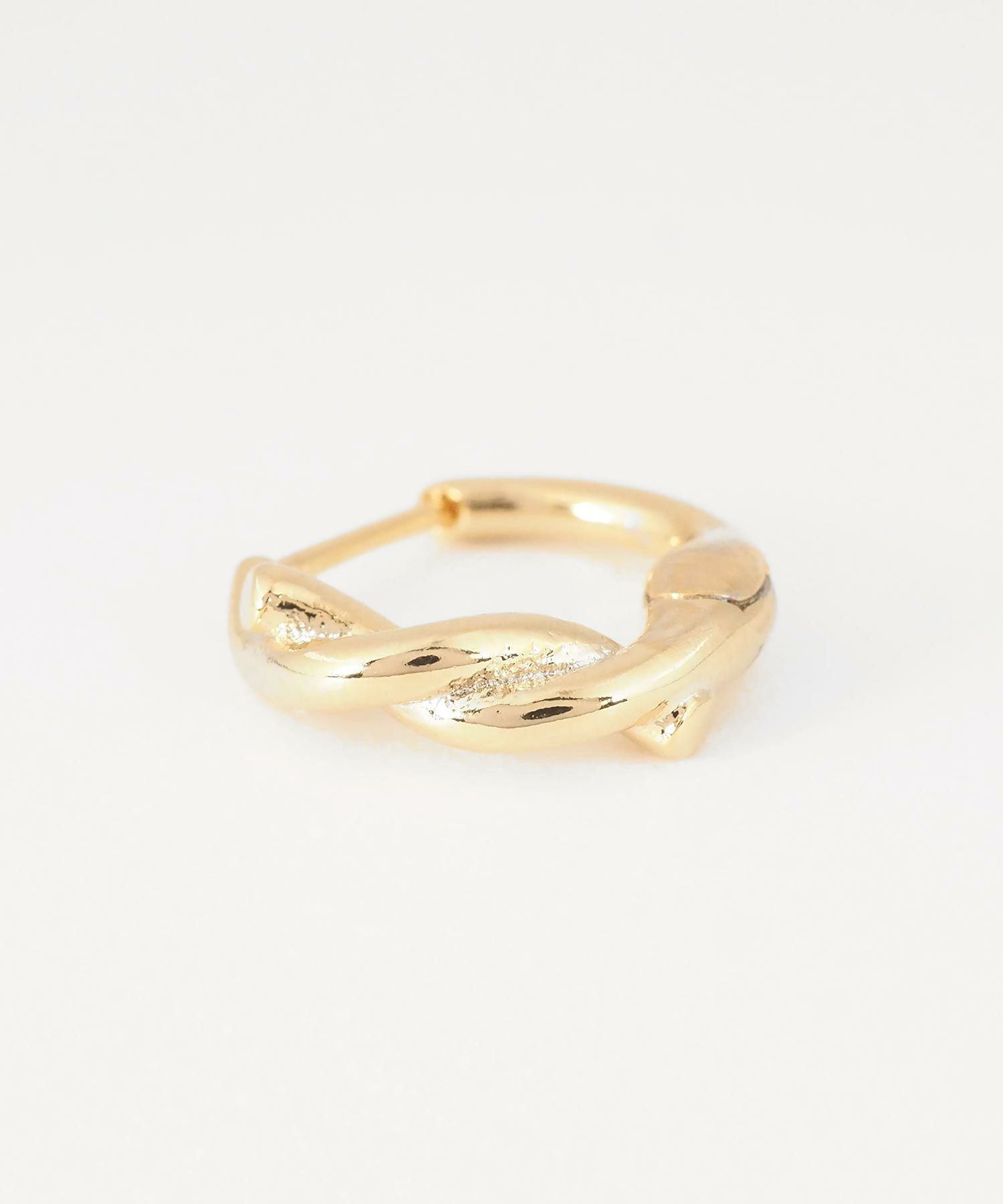 クロスループスプリングフープピアス