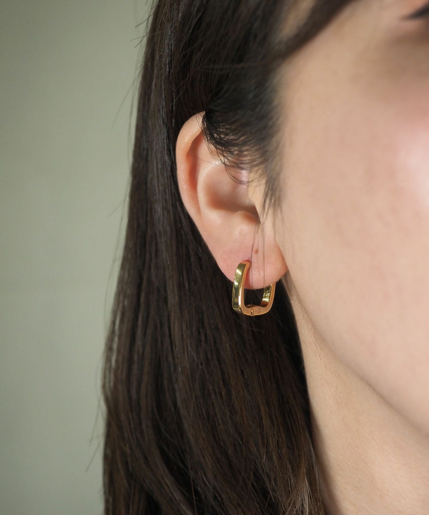 スクエアスプリングフープACピアス