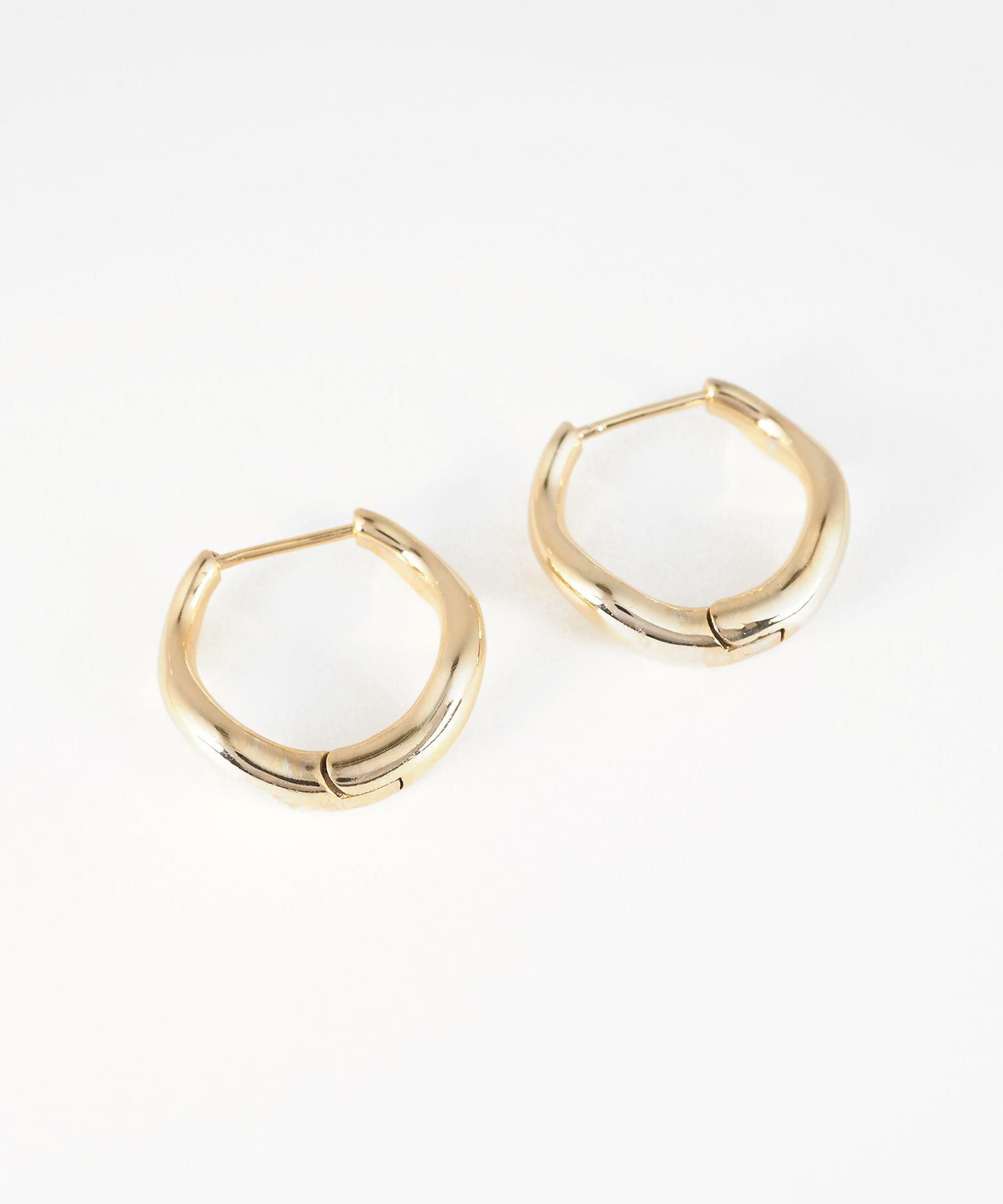 ニュアンススプリングフープピアス