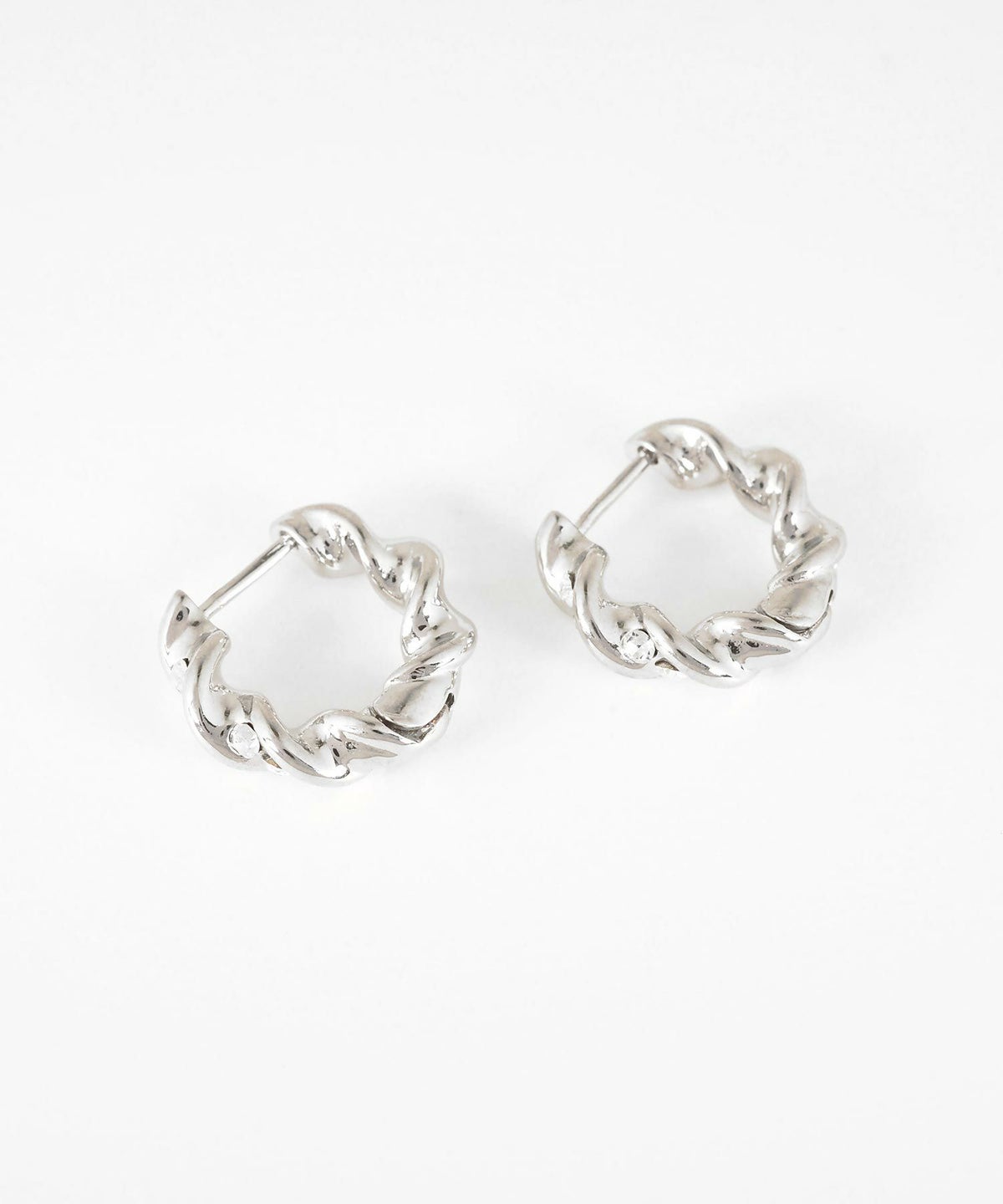 ツイストストーンスプリングフープピアス