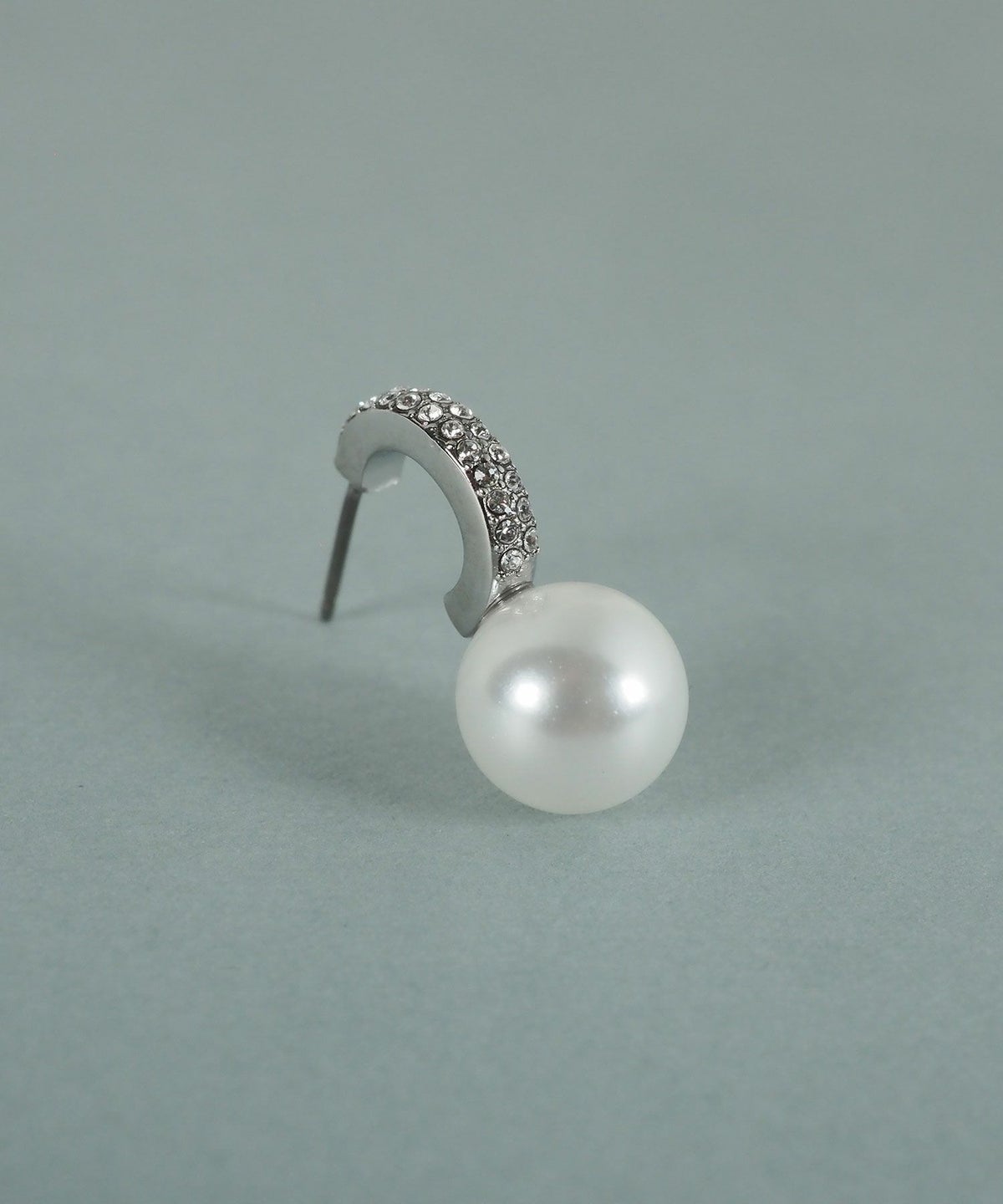 貝パールラインパヴェピアス【JUNO PREMIUM】