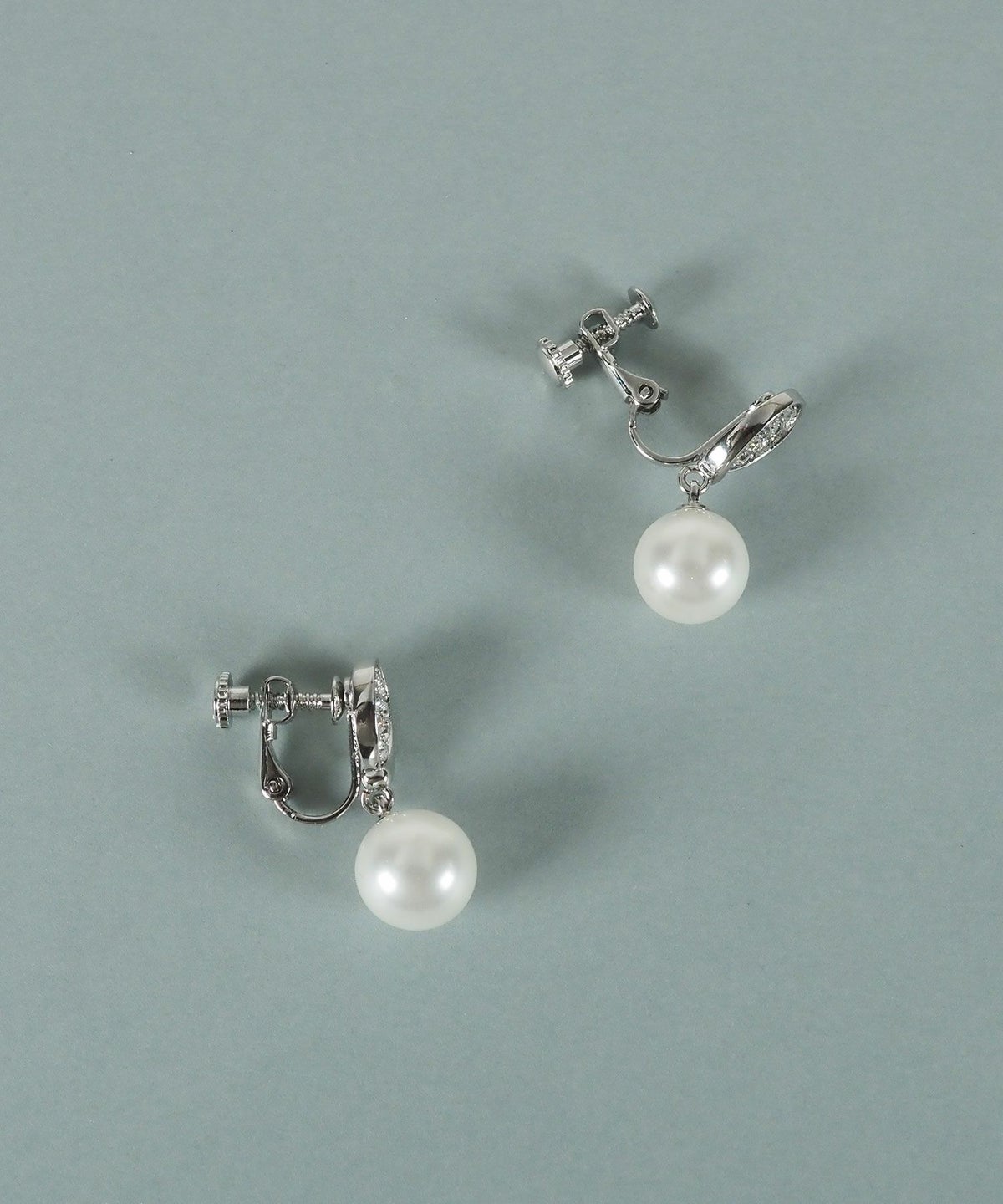 貝パールドロップパヴェイヤリング