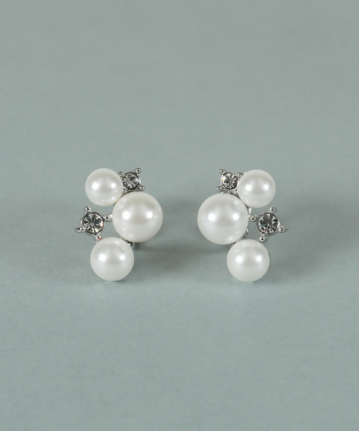 トリプル貝パールビジューイヤリング【JUNO PREMIUM】