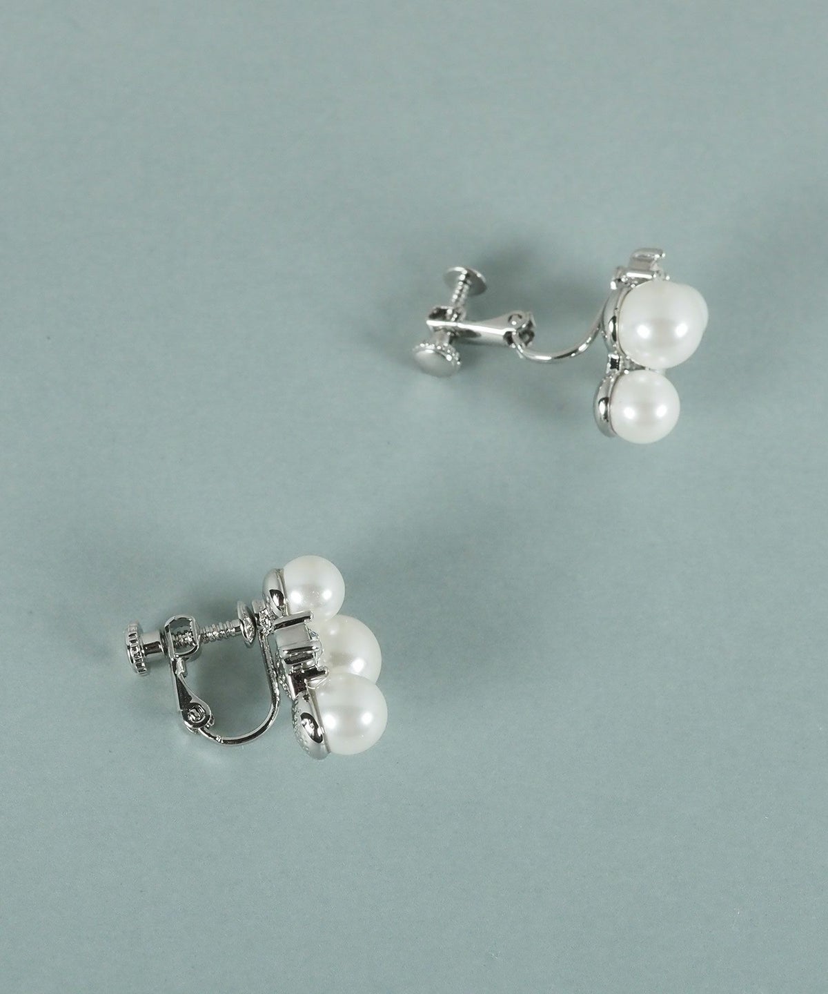 トリプル貝パールビジューイヤリング【JUNO PREMIUM】