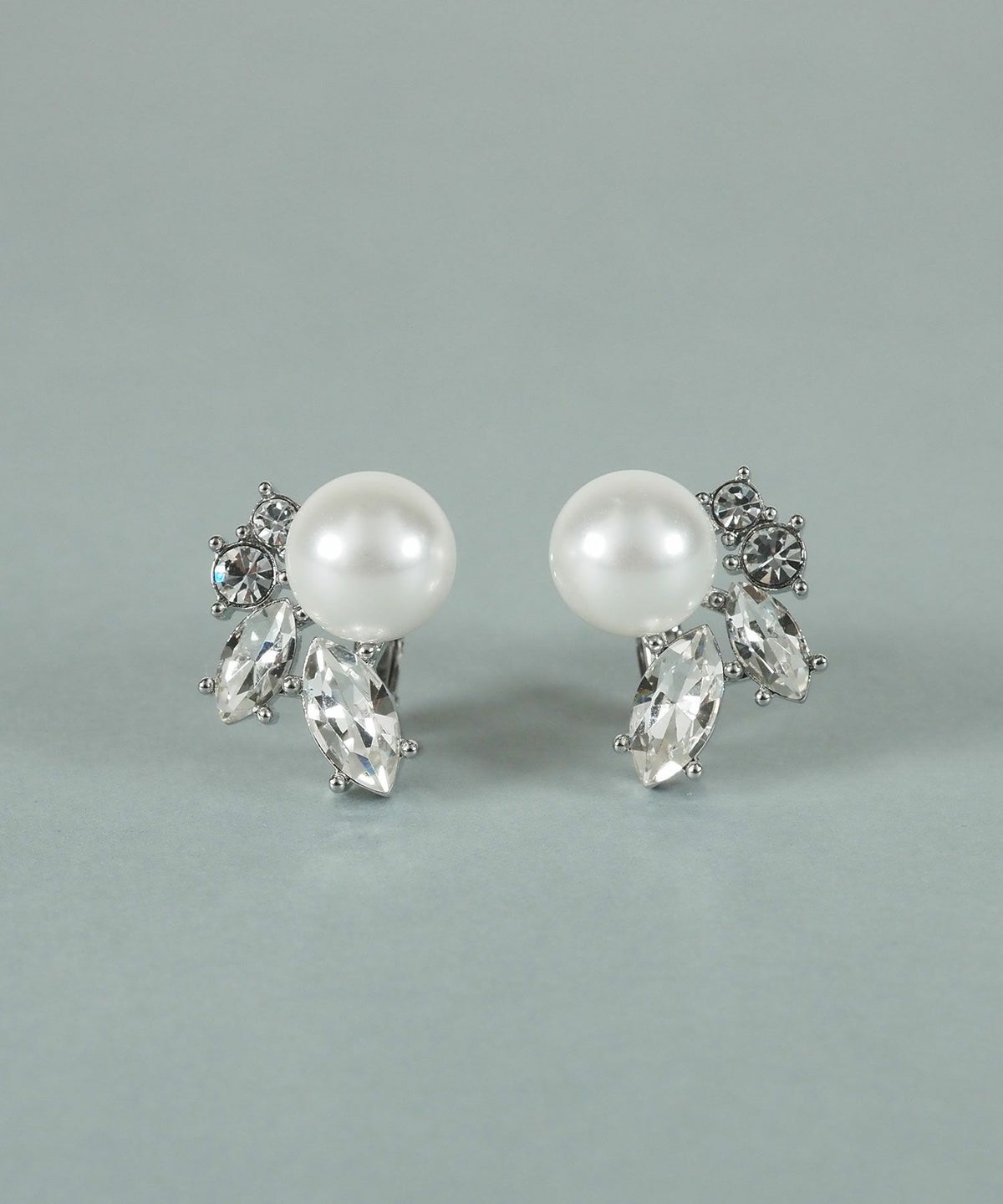 貝パールビジューイヤリング