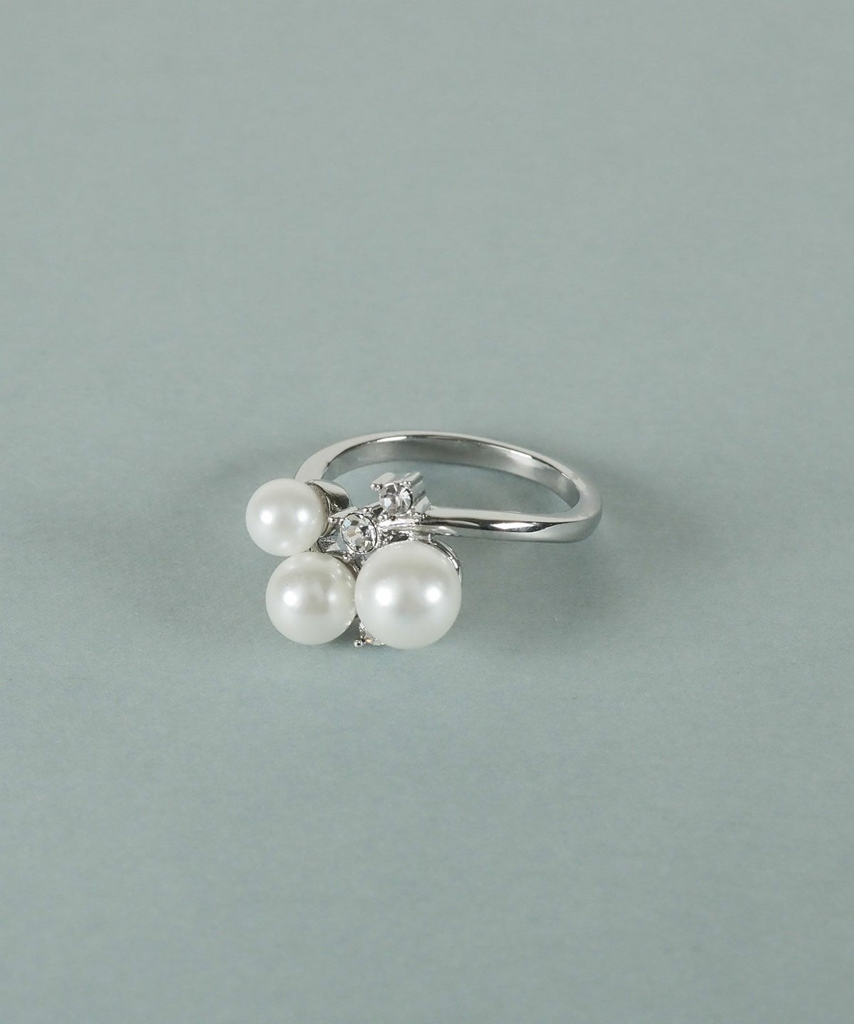 トリプル貝パールビジューリング