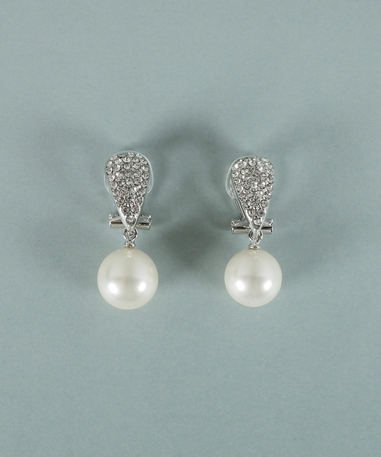 貝パールリーフパヴェイヤリング