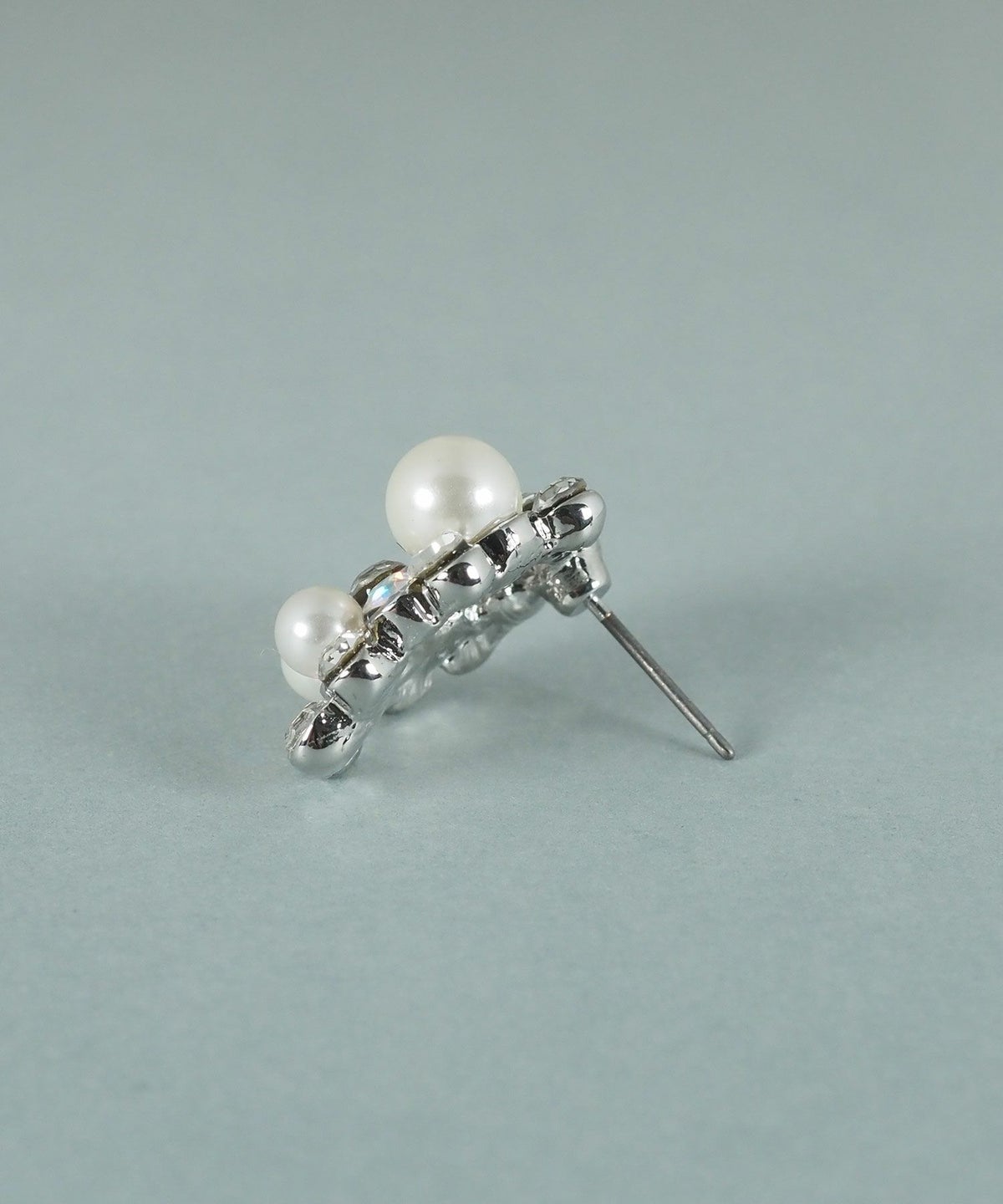 貝パールオーロラビジューピアス