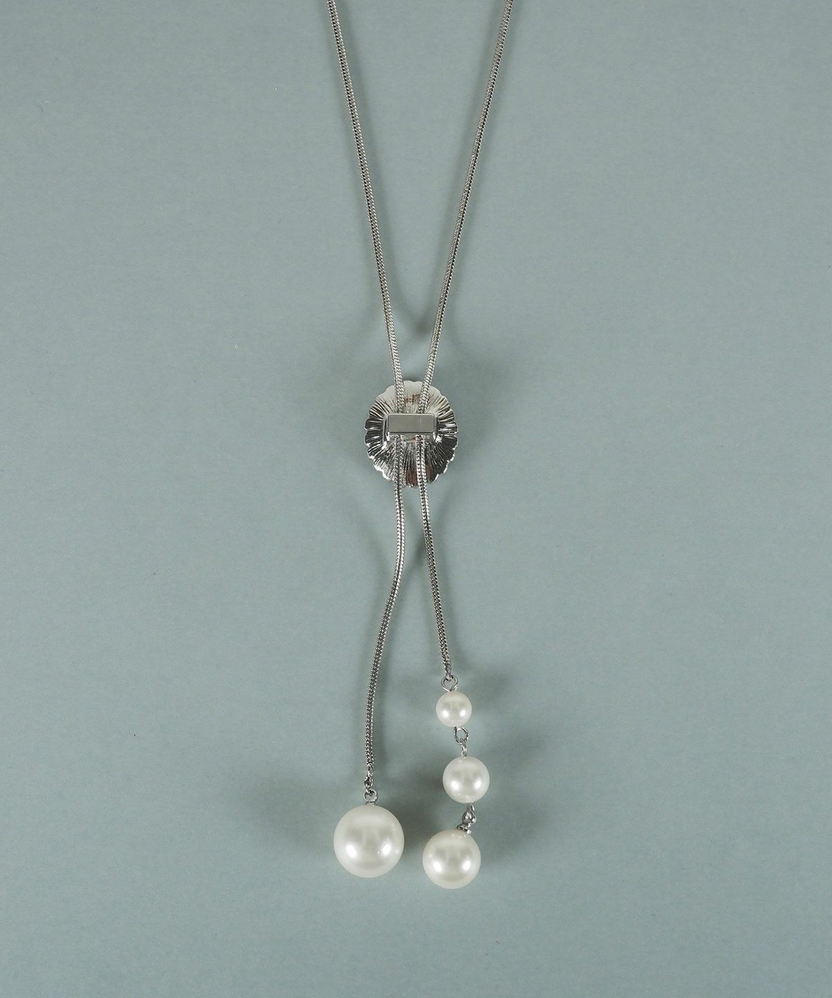 貝パールビジューロングネックレス