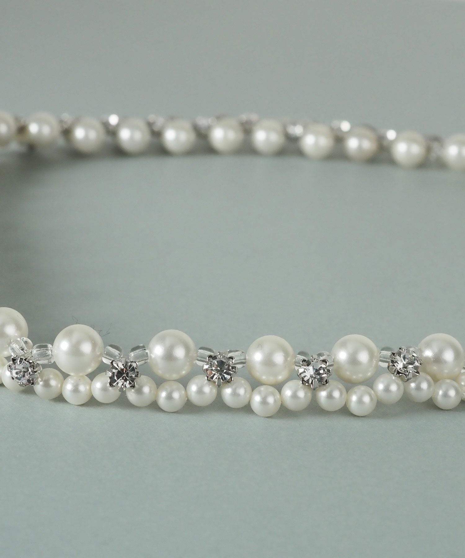 貝パールラインストーンネックレス