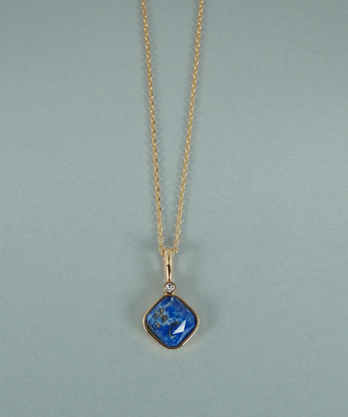 スクエアラピスラズリクリスタルネックレス【JUNO PREMIUM】