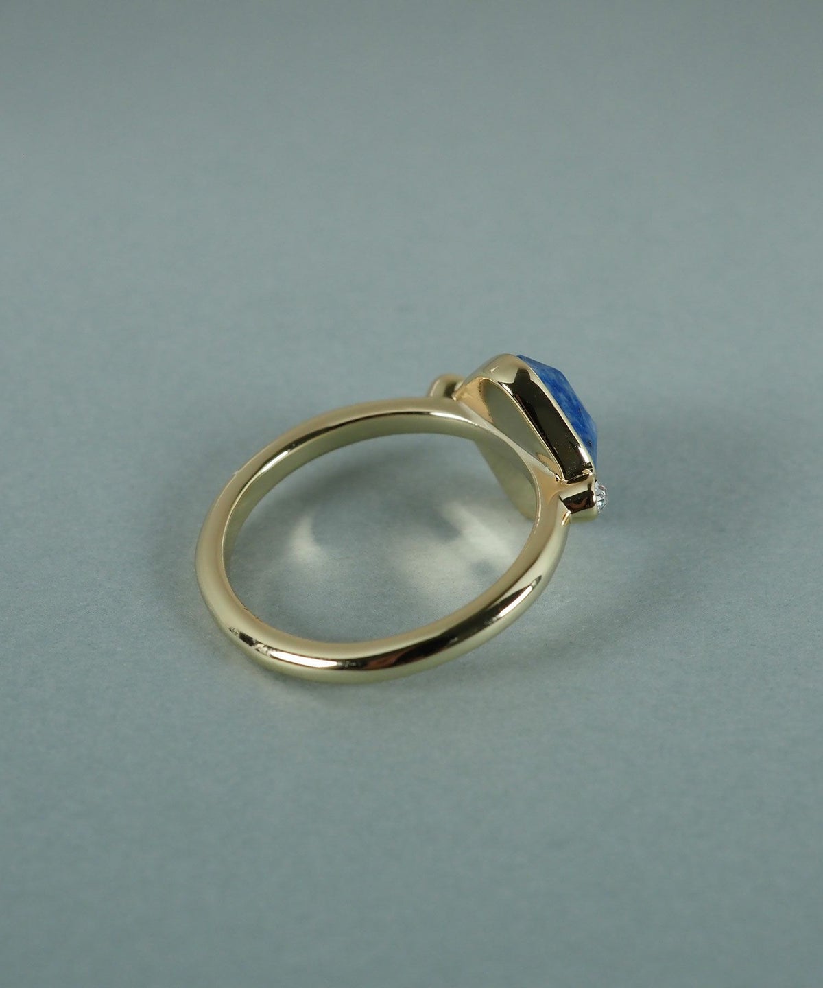 スクエアラピスラズリクリスタルリング【JUNO PREMIUM】