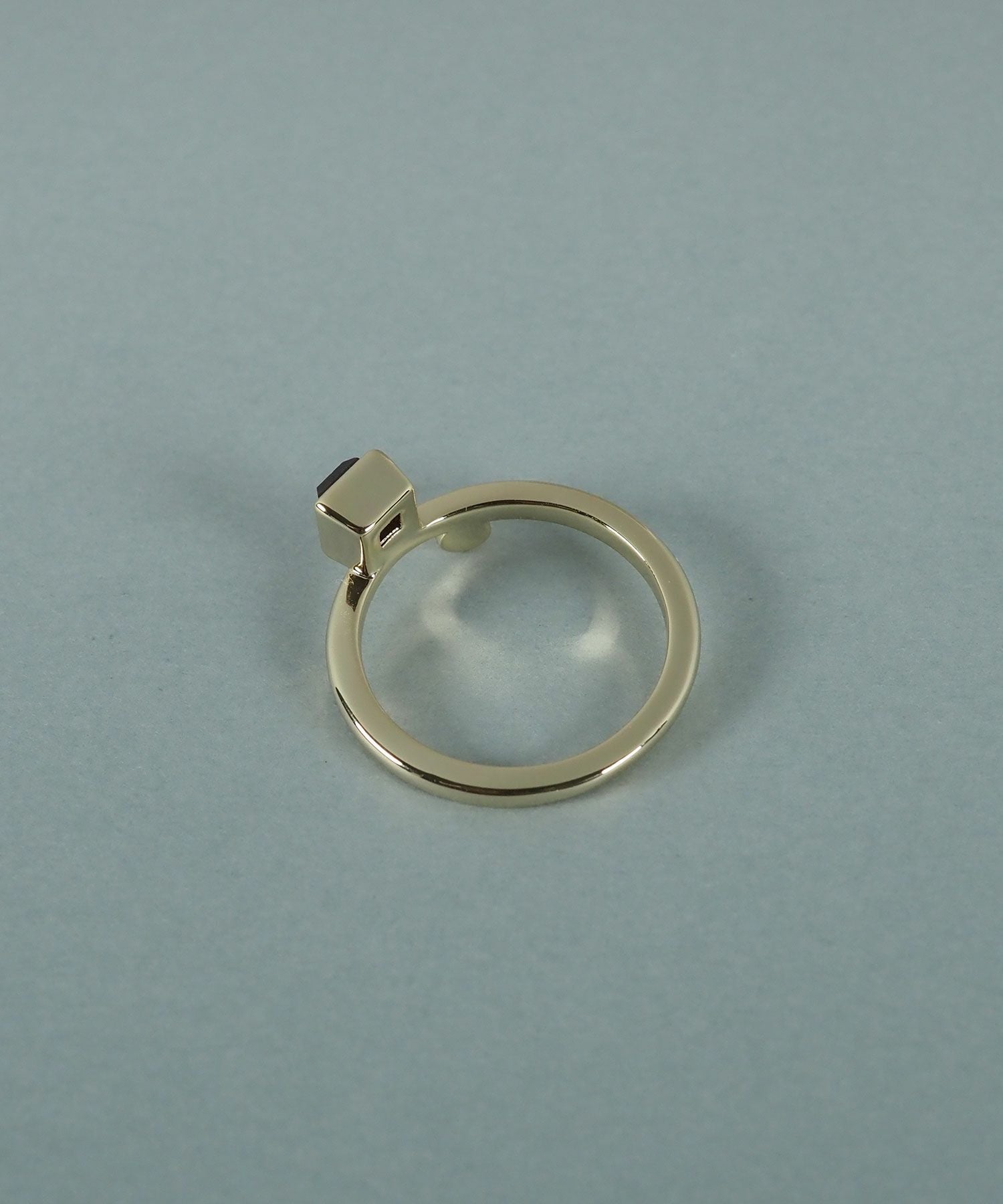 スクエアガーネットジオメトリーリング【JUNO PREMIUM】