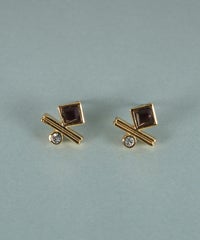 スクエアガーネットジオメトリーピアス【JUNO PREMIUM】