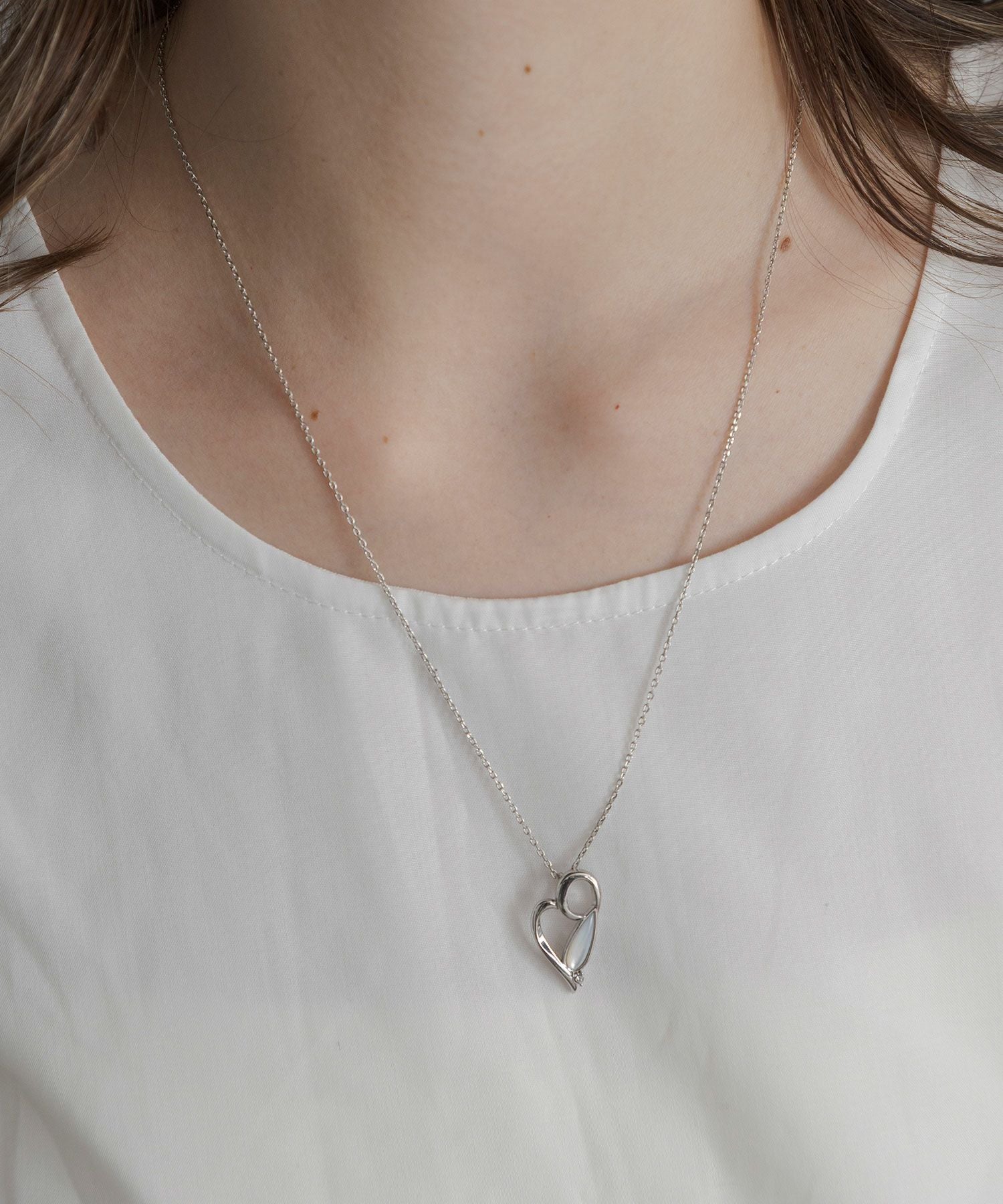 ハートフレームパールブランネックレス【JUNO PREMIUM】