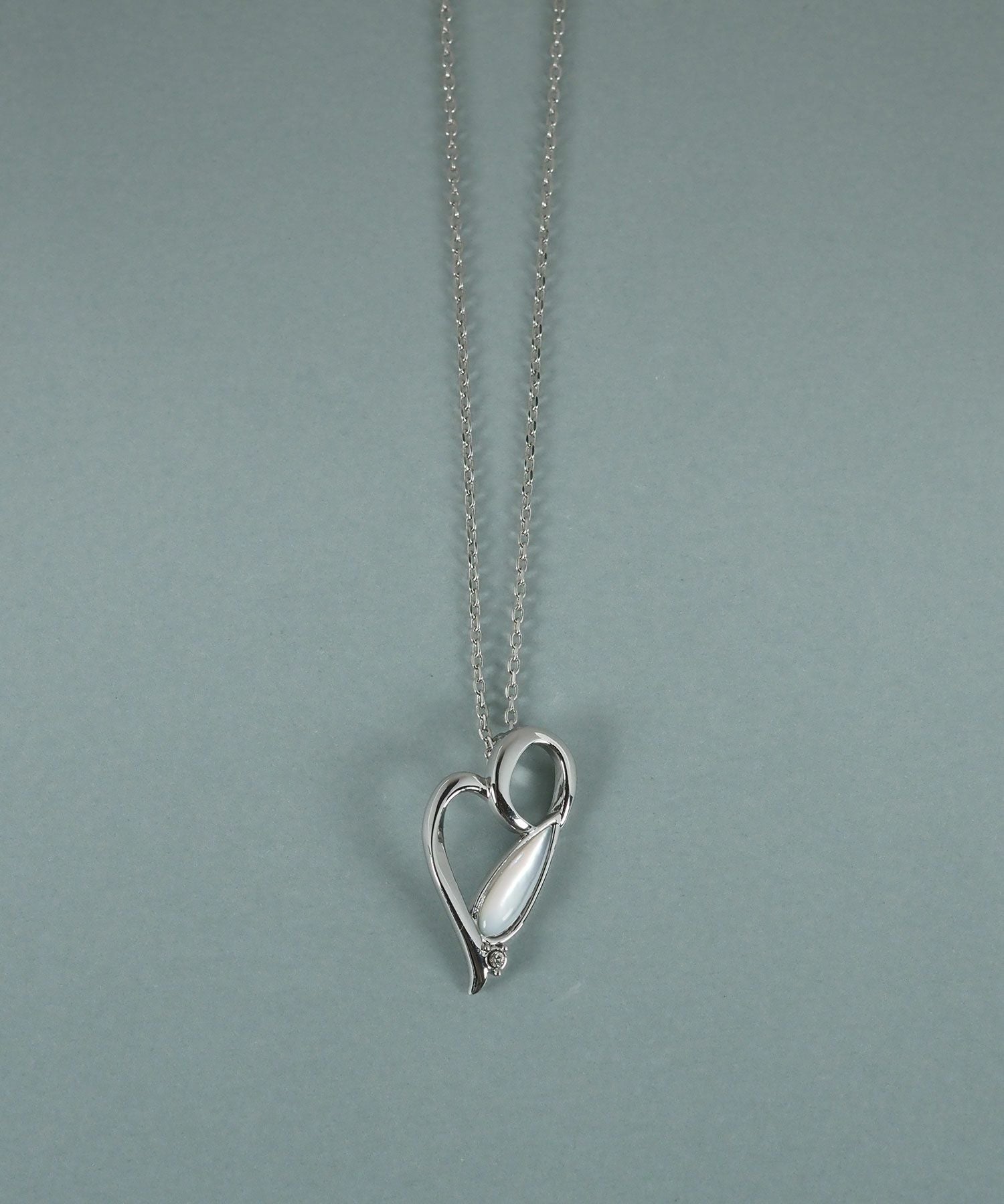 ハートフレームパールブランネックレス【JUNO PREMIUM】