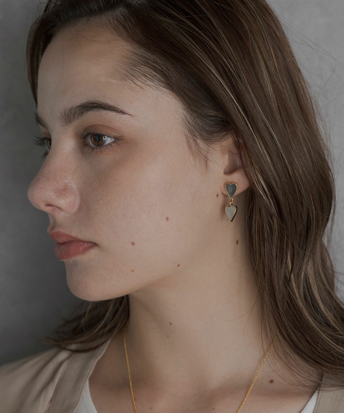 ダブルハートノワールシェル ピアス【JUNO PREMIUM】