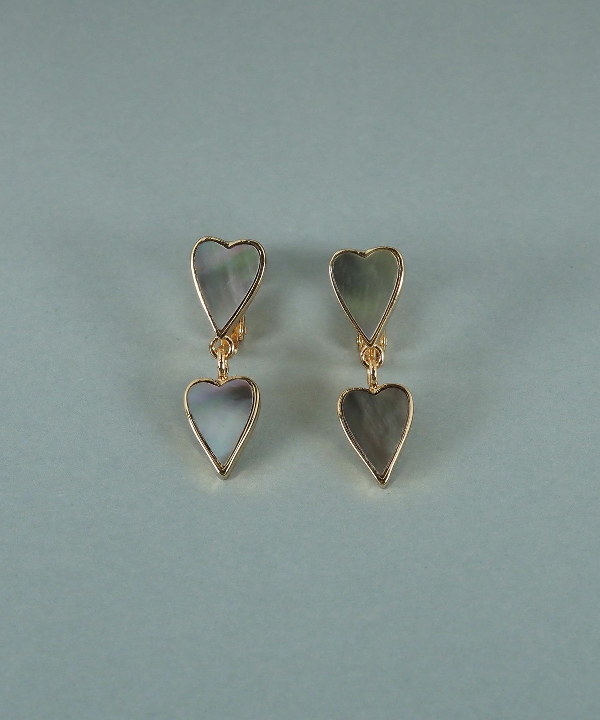 ダブルハートノワールシェル イヤリング【JUNO PREMIUM】