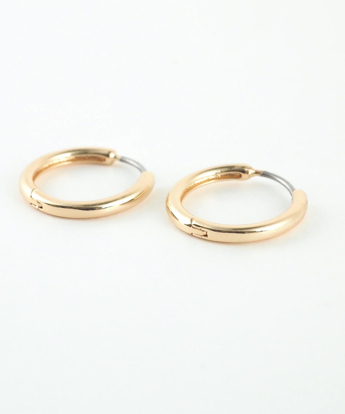 14mmシンプルスリムフープステンレスポストピアス