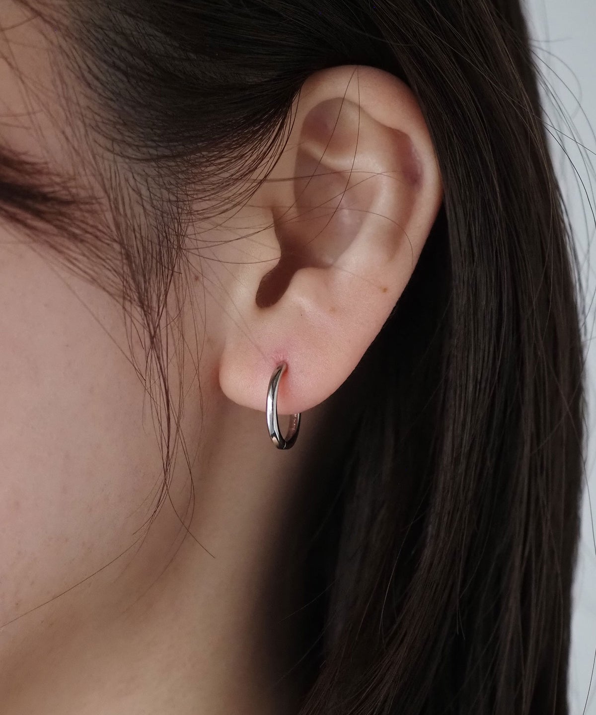 14mmシンプルスリムフープステンレスポストピアス