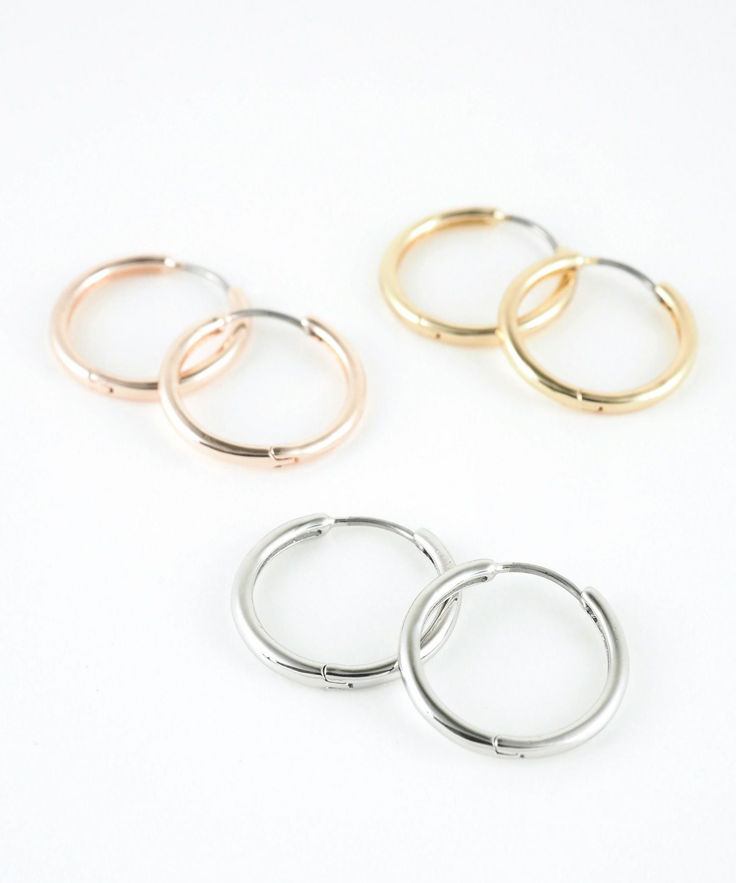 21mmシンプルスリムフープステンレスポストピアス