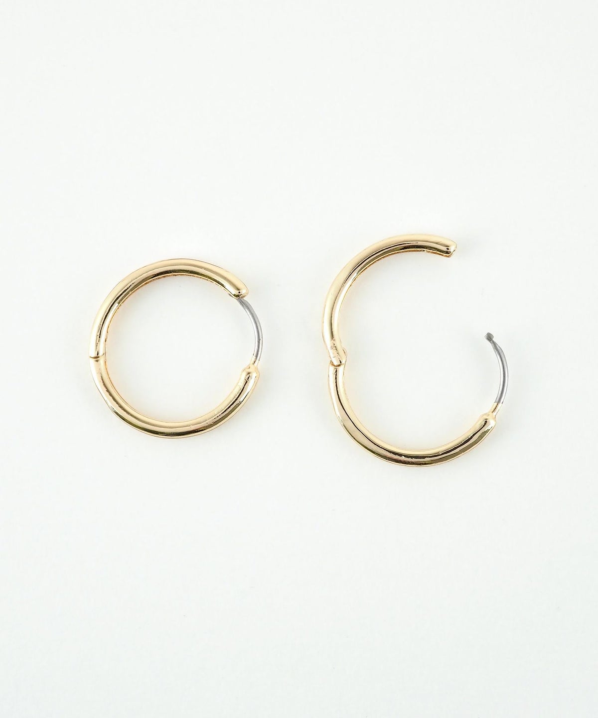 21mmシンプルスリムフープステンレスポストピアス