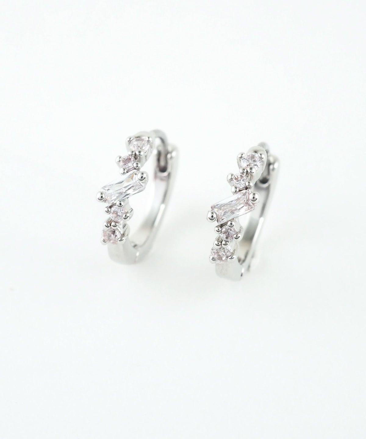 バゲットキュービックフープステンレスポストピアス