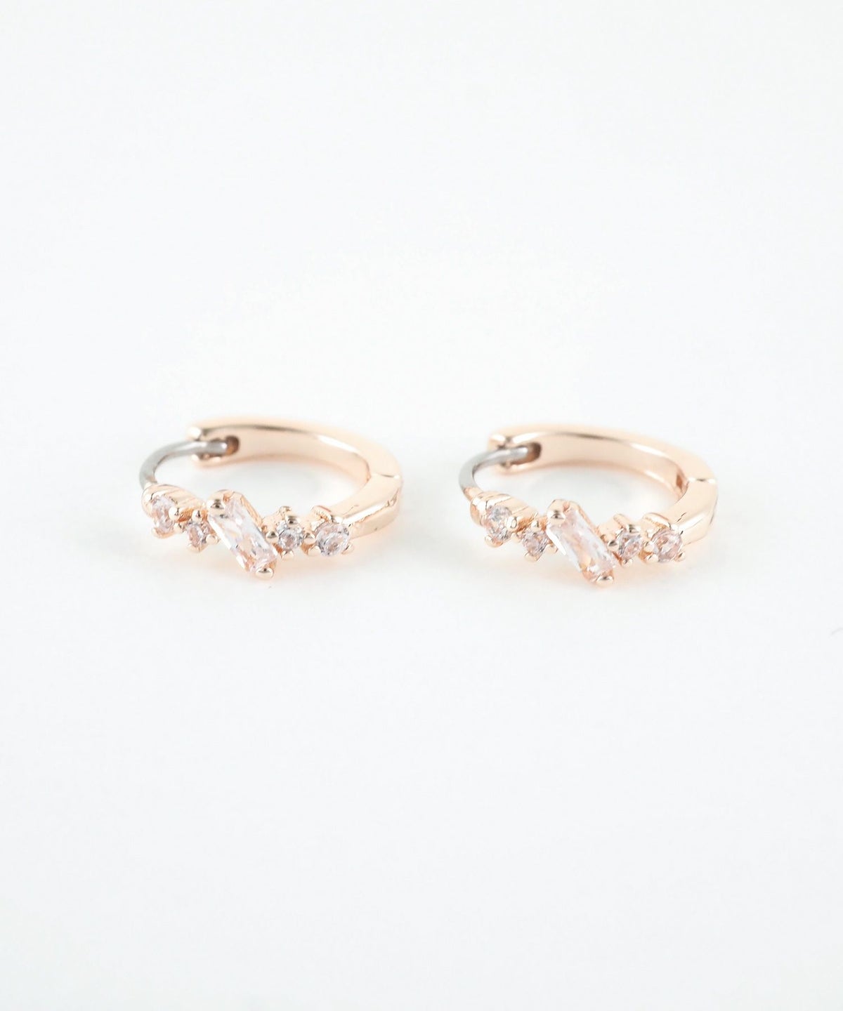 バゲットキュービックフープステンレスポストピアス