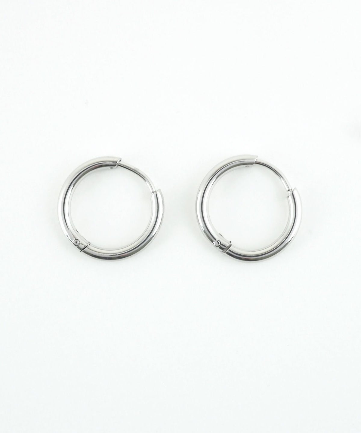 15mmシンプルスリムステンレスフープワンタッチピアス