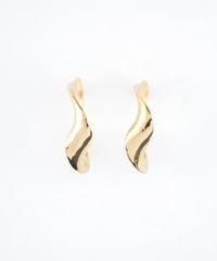 ツイストメタルピュアチタンポストピアス【ISS】