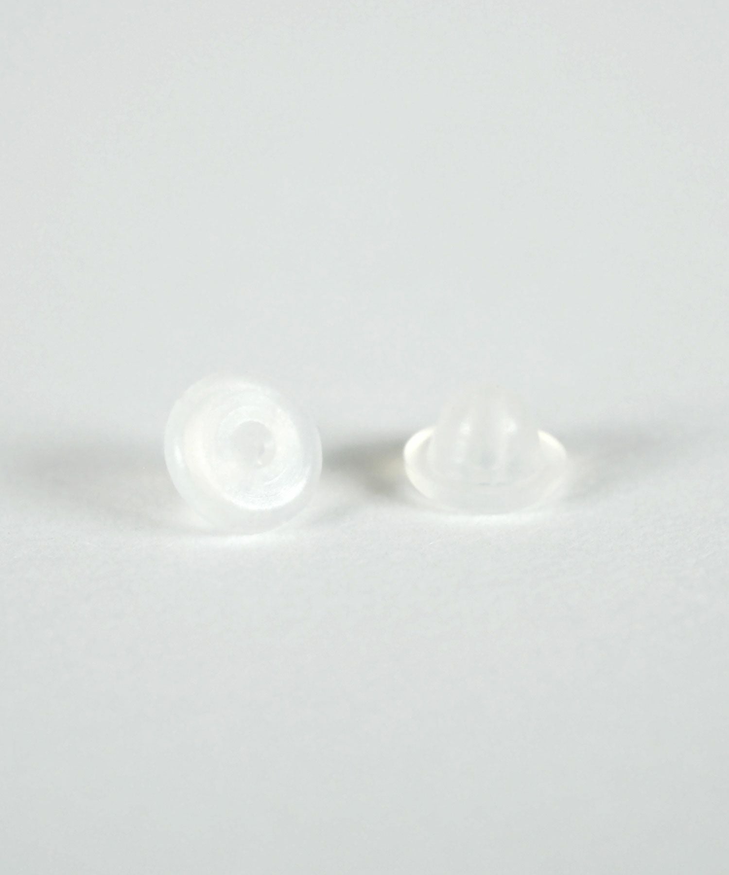 ツインパール樹脂コーティングポストピアス【ISS】