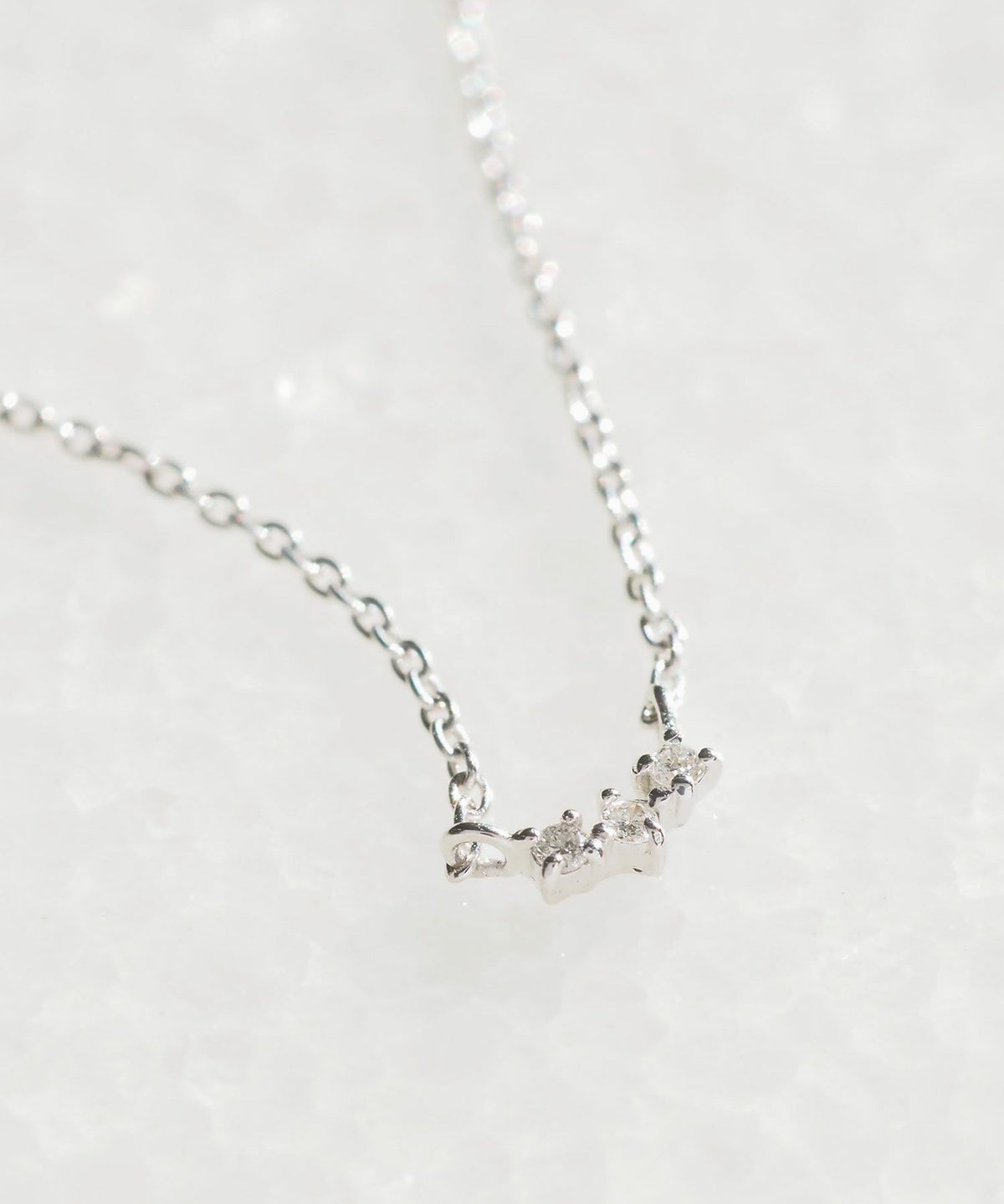 [SV925]トリニティメレダイヤモンドプチペンダント