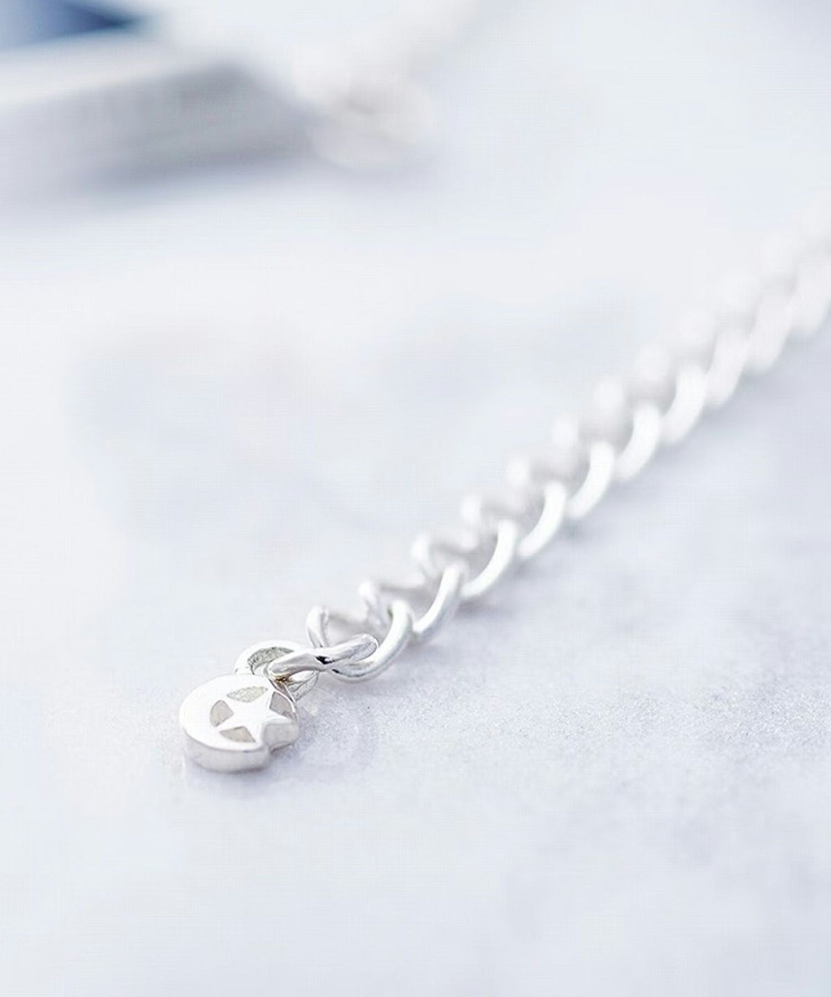 DELTAネックレス【Crescent Luna】