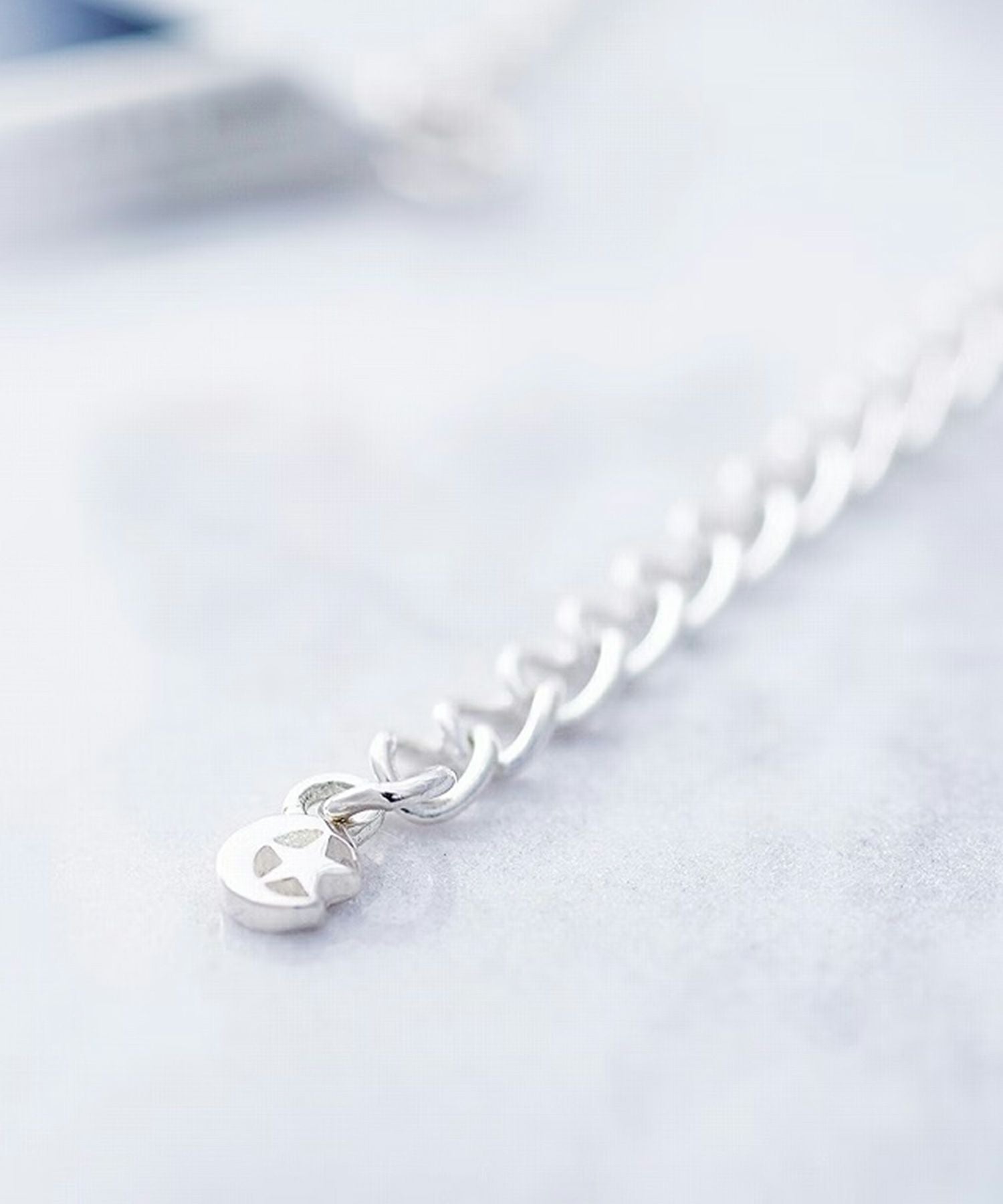 DELTAネックレス【Crescent Luna】