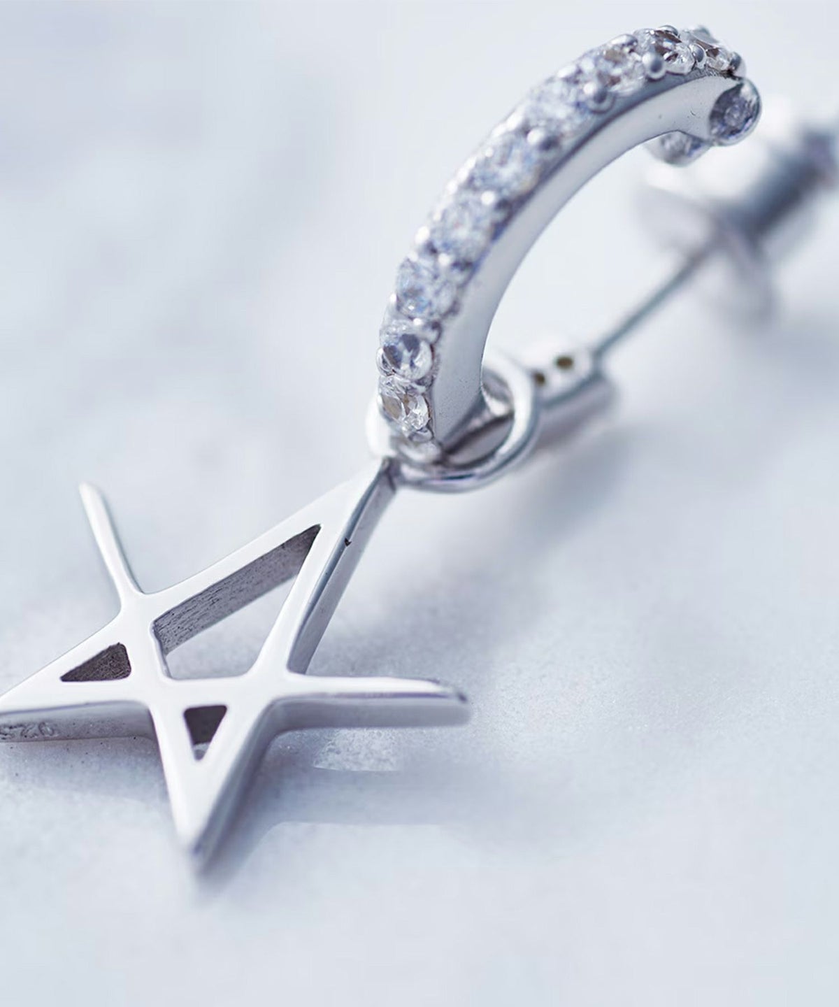 [SV925]ESTRELLA FUGAZピアス【Crescent Luna】