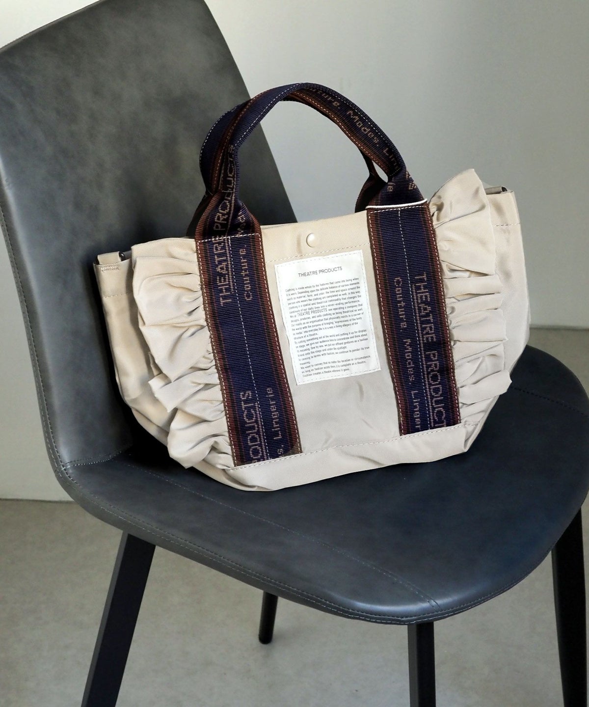 THEATRE PRODUCTS(シアタープロダクツ)フリル2wayトートM