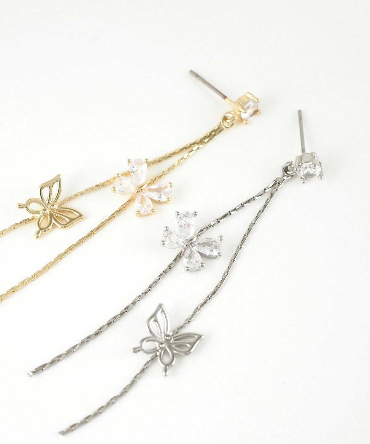 ダブルバタフライチェーンチタンポストピアス