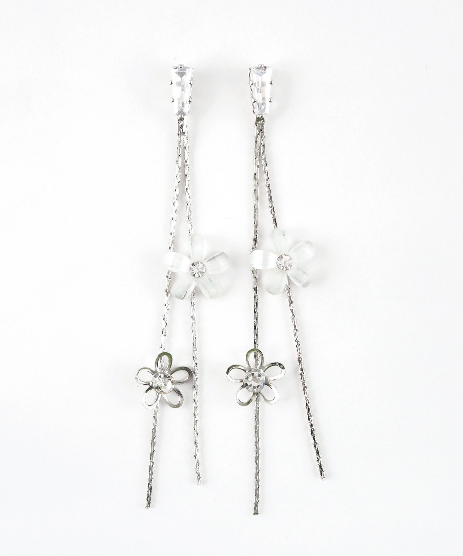 フロストフラワーチェーンチタンポストピアス