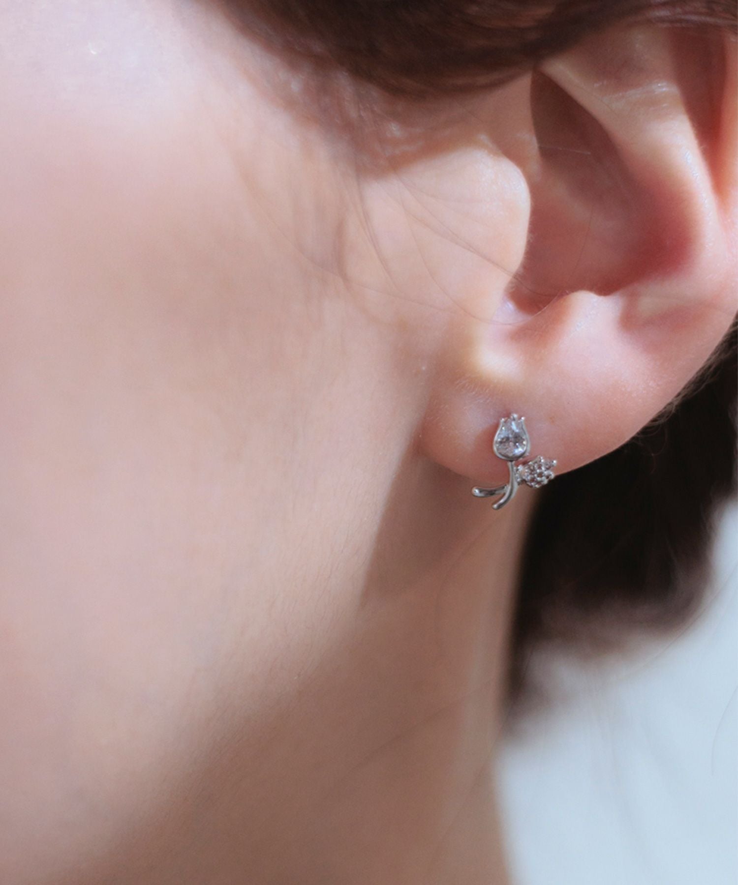 チューリップジルコニアセットステンレスポストピアス