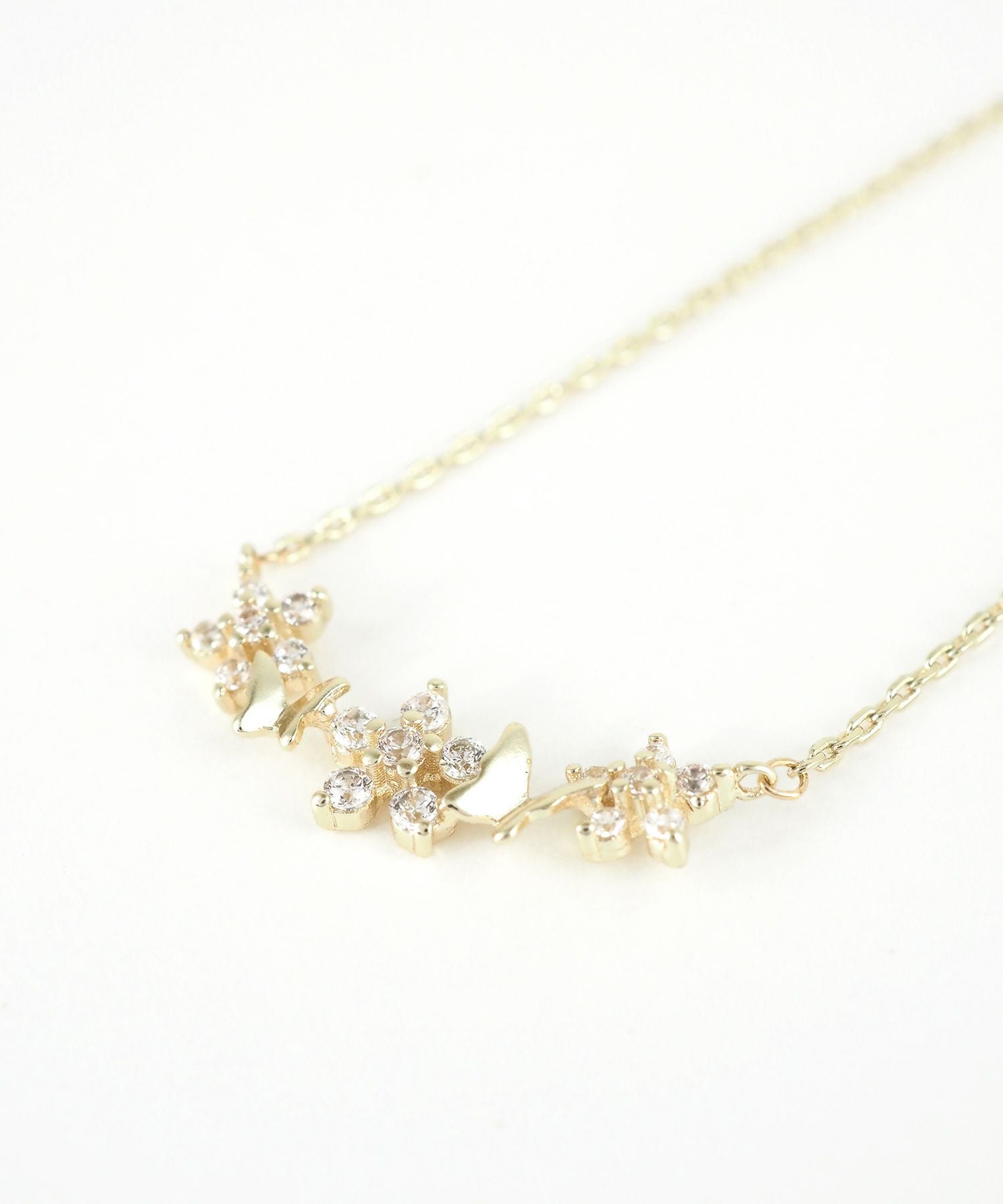 バタフライ＆フラワージルコニアガーデンネックレス