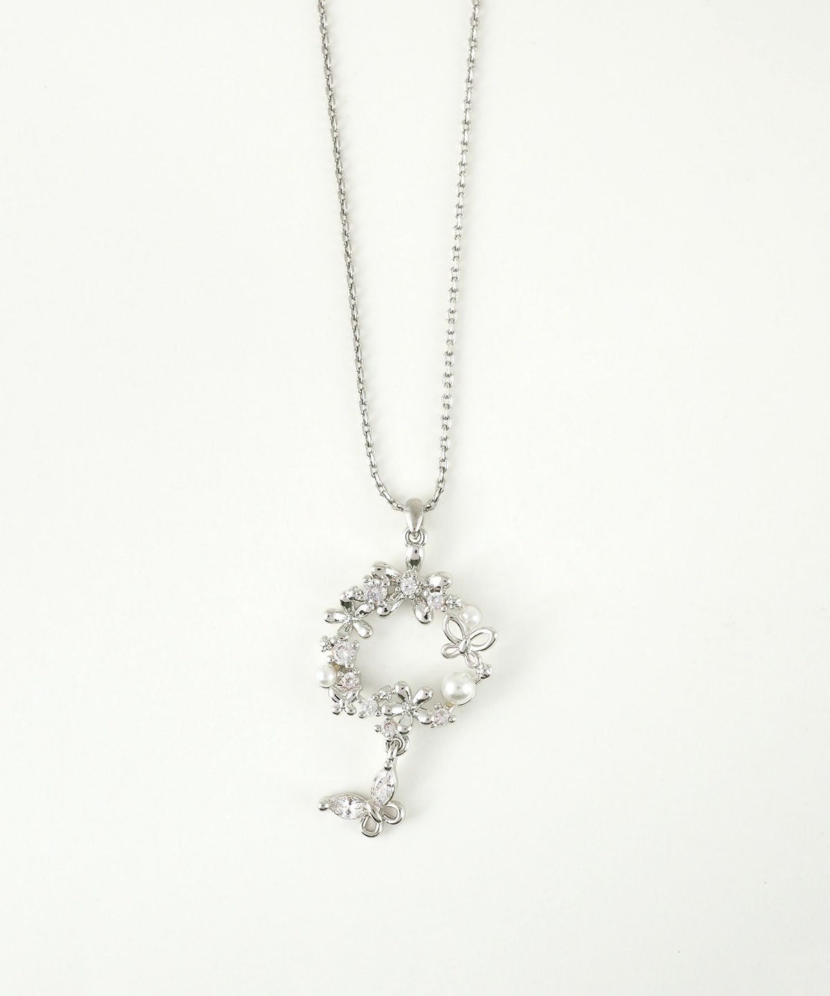 バタフライリースジルコニアネックレス