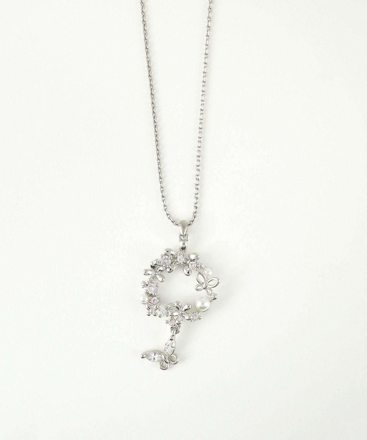 バタフライリースジルコニアネックレス