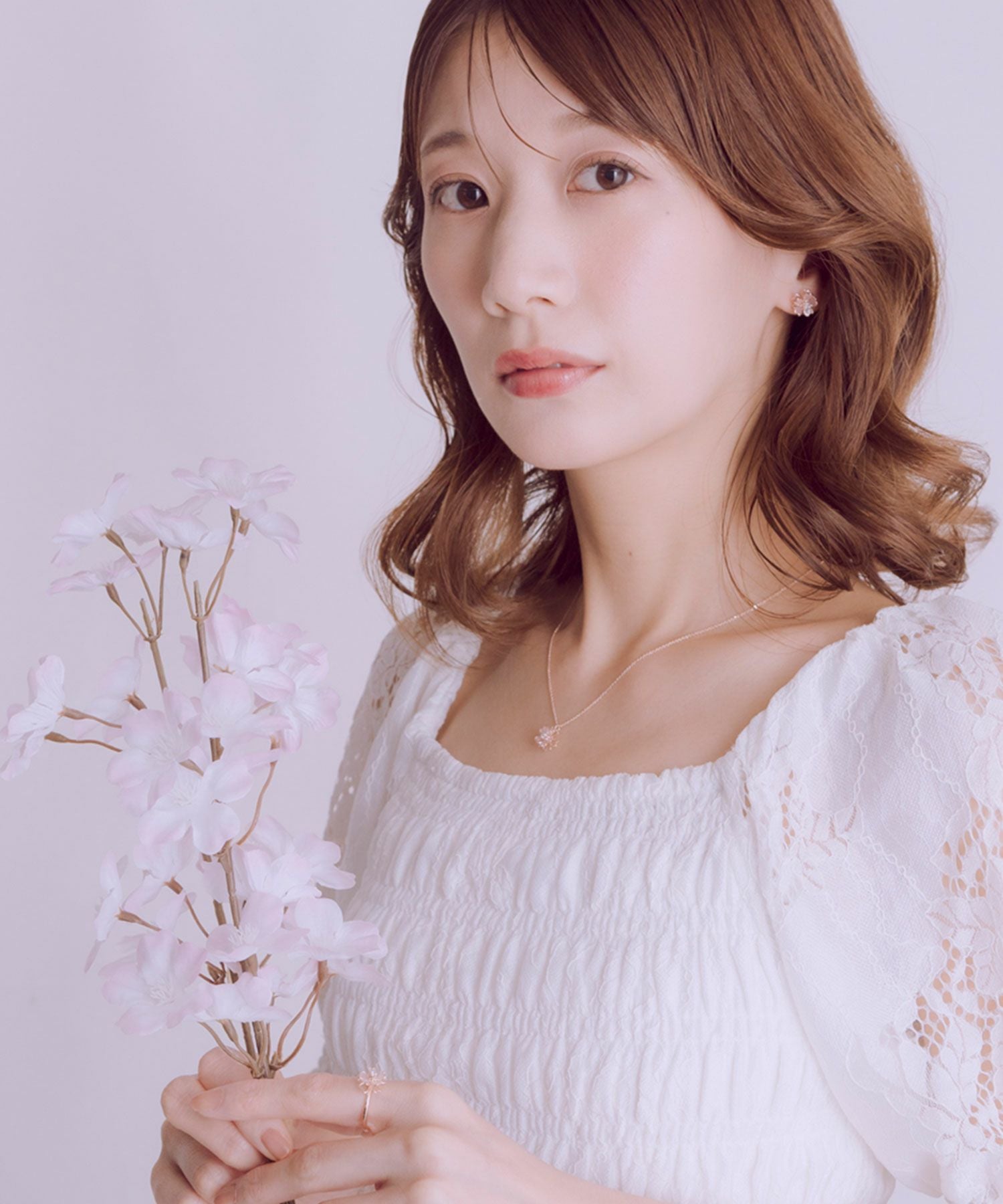 サクラシャインラインネックレス