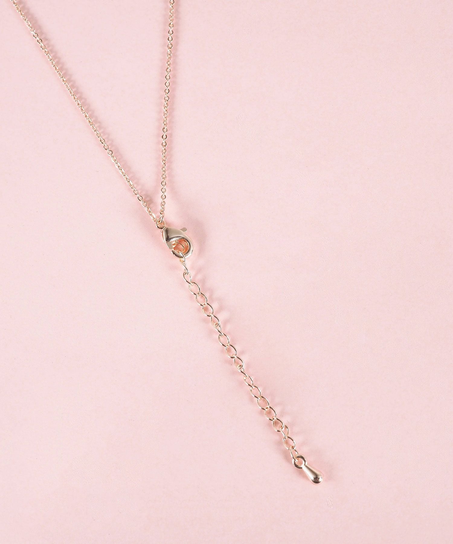 サクラドロップネックレス