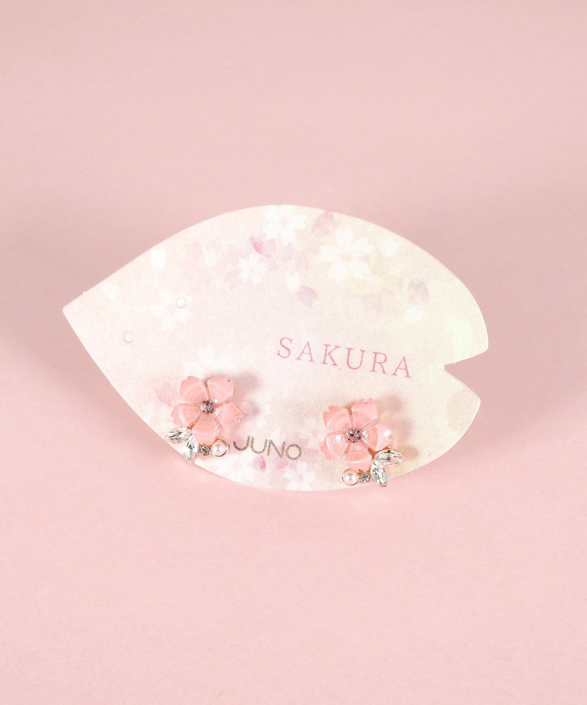 サクラドロップチタンポストピアス